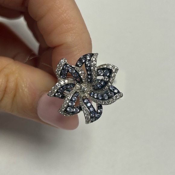 Suzy Levian Sterling Silver Blue Sapphire Created White Sapphire Floral Ring NWT - Picture 6 of 6